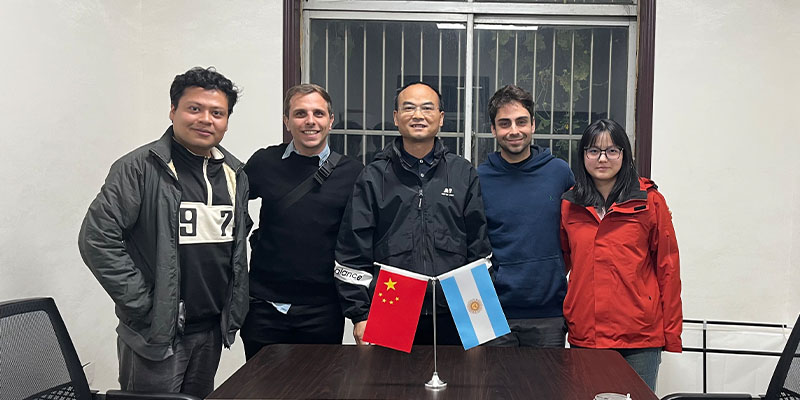 Argentine customer 7