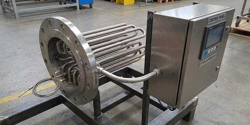 Heater with integrated PT100 sensor and control box